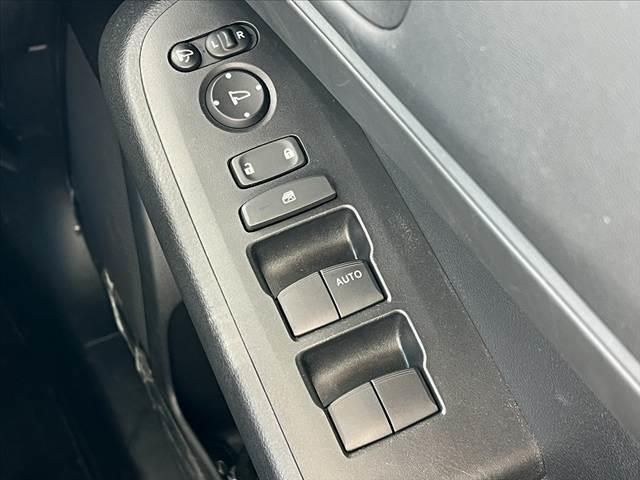 ヴェゼル ｅ：ＨＥＶ　Ｘ　禁煙　純正９型ナビ　Ｂモニタ　ワイヤレス充電　ＥＴＣ２．０　フルセグ　ＢＴ　ホンダセンシング　ＬＥＤヘッド　Ａライト　１６インチＡＷ　スマートキ　Ｐスタート　電子Ｐ　Ａホールド　パドルシフト（31枚目）