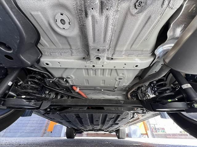 ヴェゼル ｅ：ＨＥＶ　Ｘ　禁煙　純正９型ナビ　Ｂモニタ　ワイヤレス充電　ＥＴＣ２．０　フルセグ　ＢＴ　ホンダセンシング　ＬＥＤヘッド　Ａライト　１６インチＡＷ　スマートキ　Ｐスタート　電子Ｐ　Ａホールド　パドルシフト（49枚目）