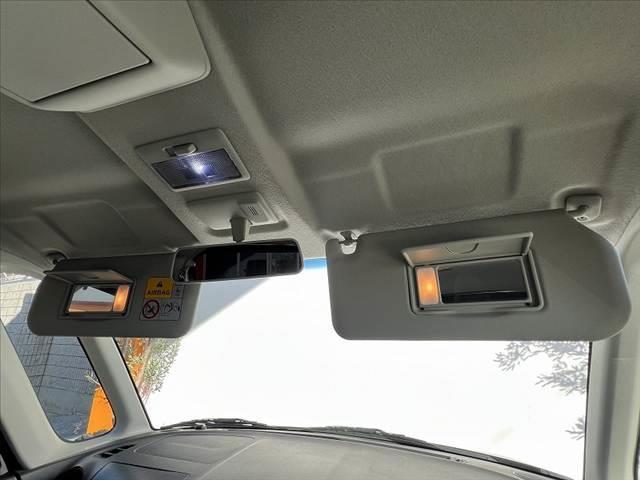 スペーシアカスタム ＴＳ　ローダウン　ナビ　地デジ　ＤＶＤ　両電スラ　外アルミ　ＨＩＤヘッド　フォグ　外グリル　スマートキー　Ｐスタート　ロールカーテン　Ｐガラス　トップシェードガラス　オーバーヘッドコンソール（30枚目）