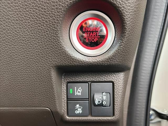 Ｎ－ＢＯＸ Ｇホンダセンシング　禁煙　ホンダセンシング　ＳＤナビ　ＥＴＣ　Ｂモニ　ＢＴ　両側スライド　スマートキー　プッシュスタート　レベライザー　クルコン　車線逸脱警報　Ａライト　コーナーセンサー　ＡＢＳ　ＳＲＳエアバッグ（29枚目）