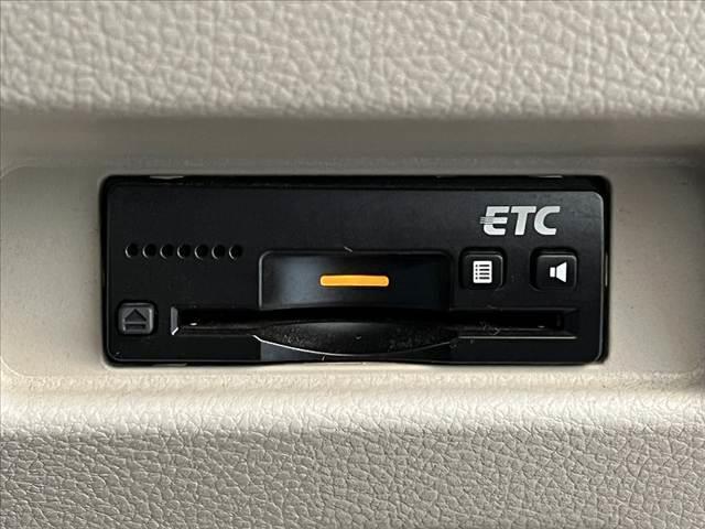 スペーシア ハイブリッドＸ　純正８型ナビ　全方位モニタ　両電スラ　セーフティサポート　フルセグ　ＢＴ　ＤＶＤ　ＥＴＣ　シートヒーター　Ａストップ　スマートキ　Ｐスタート　Ａライト　ステリモ　サーキュレータ　シートリフタ（5枚目）