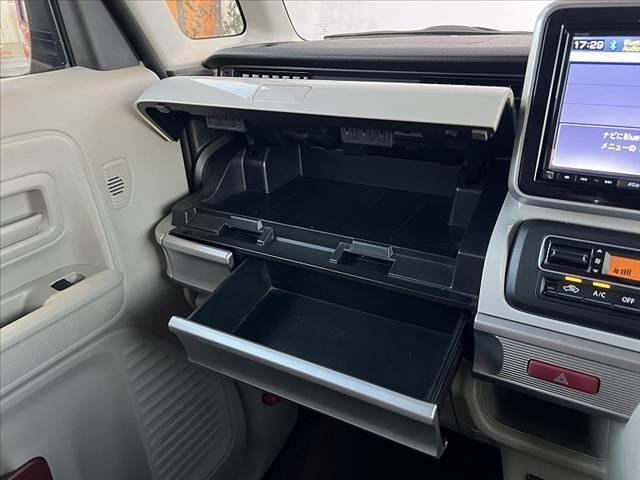 スペーシア ハイブリッドＸ　純正８型ナビ　全方位モニタ　両電スラ　セーフティサポート　フルセグ　ＢＴ　ＤＶＤ　ＥＴＣ　シートヒーター　Ａストップ　スマートキ　Ｐスタート　Ａライト　ステリモ　サーキュレータ　シートリフタ（26枚目）