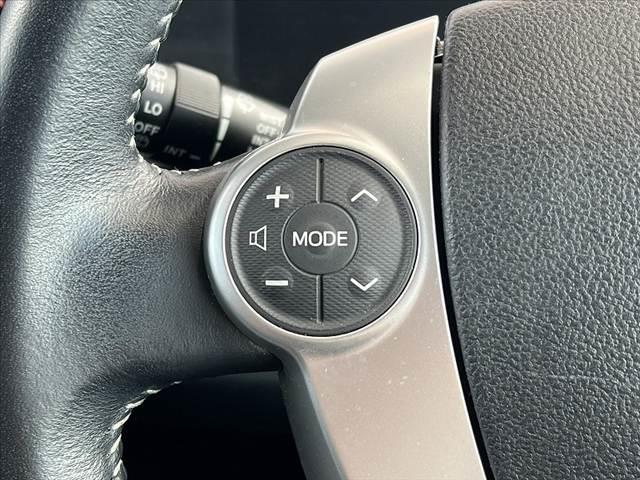 アクア Ｇ　禁煙車　ＬＥＤヘッド　純正ナビ　Ｂモニタ　ＥＴＣ　地デジ　ＢＴ　ＣＤ　ステリモ　ＬＥＤフォグ　クルコン　リモコンキー　革巻きステアリング　リアスポイラー　Ｐガラス　シートリフタ　アームレスト（28枚目）