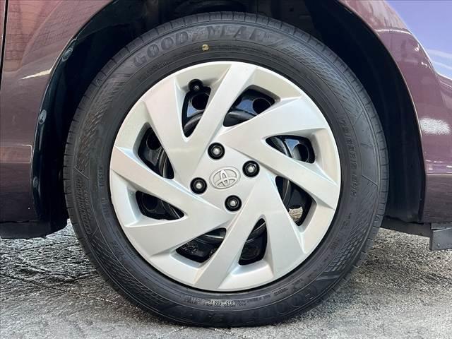 アクア Ｇ　禁煙車　ＬＥＤヘッド　純正ナビ　Ｂモニタ　ＥＴＣ　地デジ　ＢＴ　ＣＤ　ステリモ　ＬＥＤフォグ　クルコン　リモコンキー　革巻きステアリング　リアスポイラー　Ｐガラス　シートリフタ　アームレスト（40枚目）