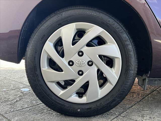 アクア Ｇ　禁煙車　ＬＥＤヘッド　純正ナビ　Ｂモニタ　ＥＴＣ　地デジ　ＢＴ　ＣＤ　ステリモ　ＬＥＤフォグ　クルコン　リモコンキー　革巻きステアリング　リアスポイラー　Ｐガラス　シートリフタ　アームレスト（41枚目）