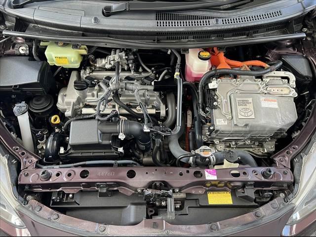 アクア Ｇ　禁煙車　ＬＥＤヘッド　純正ナビ　Ｂモニタ　ＥＴＣ　地デジ　ＢＴ　ＣＤ　ステリモ　ＬＥＤフォグ　クルコン　リモコンキー　革巻きステアリング　リアスポイラー　Ｐガラス　シートリフタ　アームレスト（47枚目）