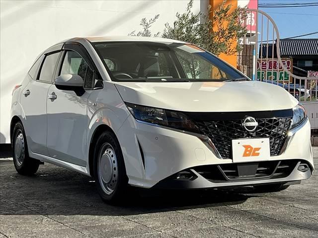 ノート S 社外ナビ スマートキー ETC Aライト Pスタート シートリフター ヘッドライトレベライザー 電子パーキング ブレーキホールド リアワイパー ハロゲンヘッドライト SRSエアバッグ(8枚目)