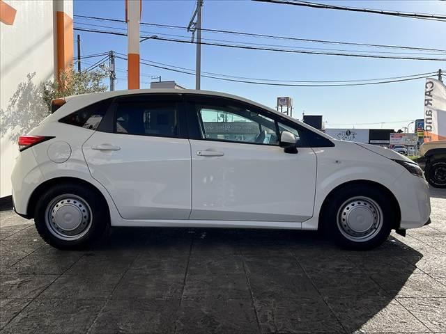 ノート S 社外ナビ スマートキー ETC Aライト Pスタート シートリフター ヘッドライトレベライザー 電子パーキング ブレーキホールド リアワイパー ハロゲンヘッドライト SRSエアバッグ(12枚目)