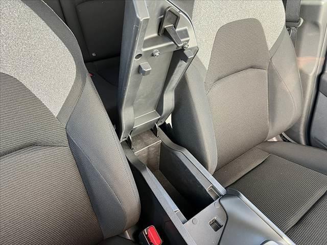 ノート S 社外ナビ スマートキー ETC Aライト Pスタート シートリフター ヘッドライトレベライザー 電子パーキング ブレーキホールド リアワイパー ハロゲンヘッドライト SRSエアバッグ(23枚目)