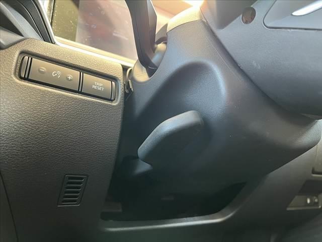 ノート S 社外ナビ スマートキー ETC Aライト Pスタート シートリフター ヘッドライトレベライザー 電子パーキング ブレーキホールド リアワイパー ハロゲンヘッドライト SRSエアバッグ(27枚目)