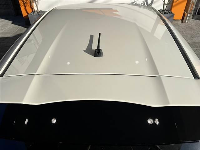 ノート S 社外ナビ スマートキー ETC Aライト Pスタート シートリフター ヘッドライトレベライザー 電子パーキング ブレーキホールド リアワイパー ハロゲンヘッドライト SRSエアバッグ(38枚目)