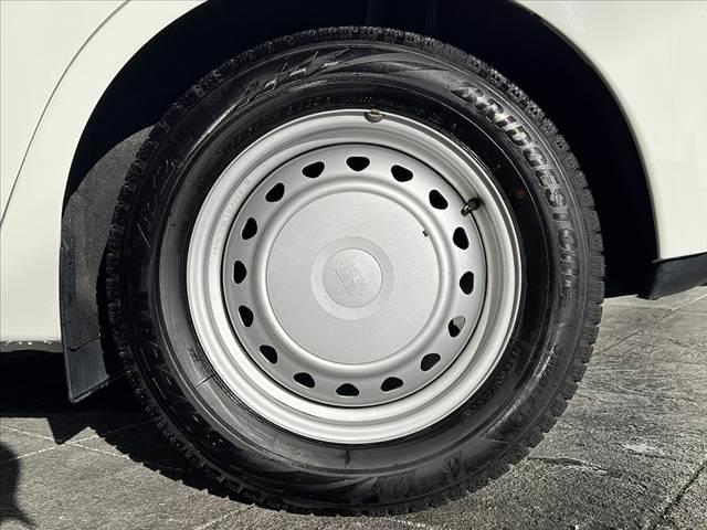 ノート S 社外ナビ スマートキー ETC Aライト Pスタート シートリフター ヘッドライトレベライザー 電子パーキング ブレーキホールド リアワイパー ハロゲンヘッドライト SRSエアバッグ(41枚目)