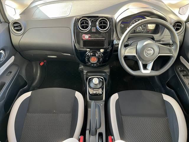 ノート e-パワー B アラウンドビューモニタ インテリジェントツームミラー CD エマブレ 車線逸脱警報 踏み間違い防止 FRバックソナー ETC AUX FM AM Pガラス Aライト Rワイパー インテリジェントキ(2枚目)