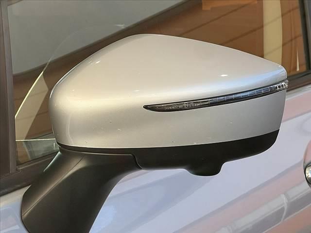 ノート e-パワー B アラウンドビューモニタ インテリジェントツームミラー CD エマブレ 車線逸脱警報 踏み間違い防止 FRバックソナー ETC AUX FM AM Pガラス Aライト Rワイパー インテリジェントキ(31枚目)