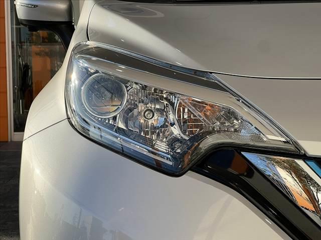 ノート e-パワー B アラウンドビューモニタ インテリジェントツームミラー CD エマブレ 車線逸脱警報 踏み間違い防止 FRバックソナー ETC AUX FM AM Pガラス Aライト Rワイパー インテリジェントキ(32枚目)