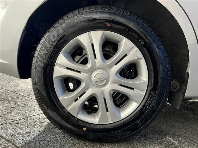 ノート e-パワー B アラウンドビューモニタ インテリジェントツームミラー CD エマブレ 車線逸脱警報 踏み間違い防止 FRバックソナー ETC AUX FM AM Pガラス Aライト Rワイパー インテリジェントキ(39枚目)