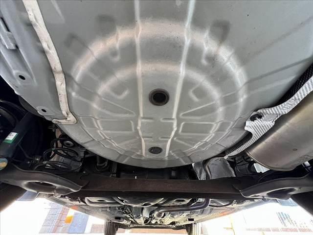 ノート e-パワー B アラウンドビューモニタ インテリジェントツームミラー CD エマブレ 車線逸脱警報 踏み間違い防止 FRバックソナー ETC AUX FM AM Pガラス Aライト Rワイパー インテリジェントキ(43枚目)