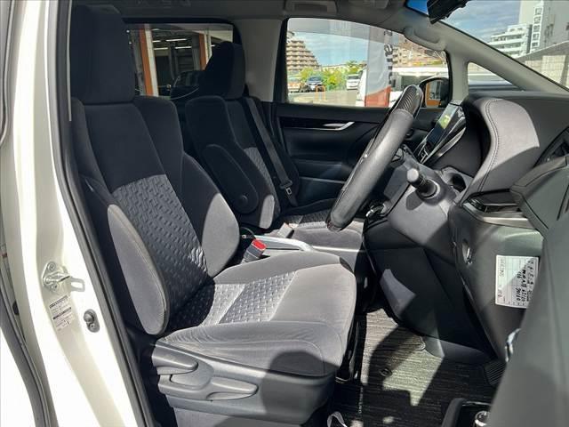 アルファード ２．５Ｓ　Ａパッケージ　禁煙　１０型ナビ　１２．８型フリップダウンモニター　両電スラ　ＥＴＣ　フルセグ　ＤＶＤ　ＢＴオーディオ　ブレーキホールド　横滑防止　ステリモ　ＬＥＤ　フォグ　シートリフター　スマートキー　Ｐスタート（17枚目）