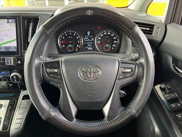 アルファード ２．５Ｓ　Ａパッケージ　禁煙　１０型ナビ　１２．８型フリップダウンモニター　両電スラ　ＥＴＣ　フルセグ　ＤＶＤ　ＢＴオーディオ　ブレーキホールド　横滑防止　ステリモ　ＬＥＤ　フォグ　シートリフター　スマートキー　Ｐスタート（26枚目）