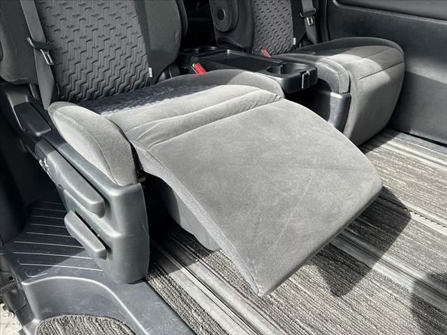 アルファード ２．５Ｓ　Ａパッケージ　禁煙　１０型ナビ　１２．８型フリップダウンモニター　両電スラ　ＥＴＣ　フルセグ　ＤＶＤ　ＢＴオーディオ　ブレーキホールド　横滑防止　ステリモ　ＬＥＤ　フォグ　シートリフター　スマートキー　Ｐスタート（33枚目）