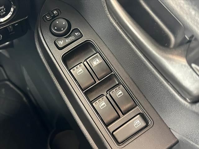 タント ファンクロスターボ　禁煙　９型ＤＡ　全方位　スマートクルーズ　ＥＴＣ　シートヒーター　フルセグ　スマートキー　Ｐスタート　両電スラ　ルーフレール　クルコン　ステリモ　スマートアシスト　バックソナー　Ａストップ　ＬＥＤ（29枚目）