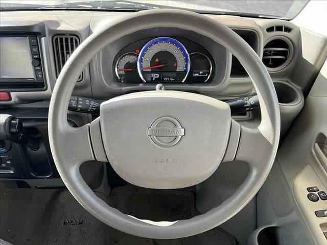 NV100クリッパーバン GXターボ ハイルーフ エマージェンシーブレーキ 純ナビ Bモニター フルセグ Aライト ABS リモコンキー リアヒーター SRSエアバッグ プライバシーガラス ハロゲンヘッドライト アームレスト(25枚目)