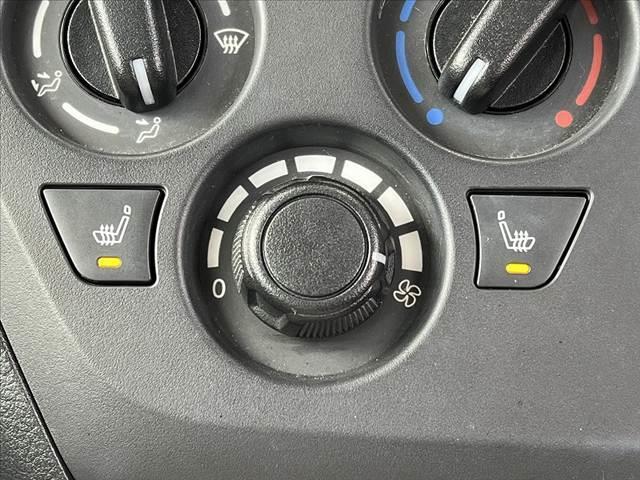 デイズ エマブレ 車線逸脱警報 コーナーセンサー キーレス ABS SRSエアバッグ 横滑り防止 Aストップ Aライト PV シートヒーター バニティミラー ACソケット チルトステア シートリフター レベ(5枚目)