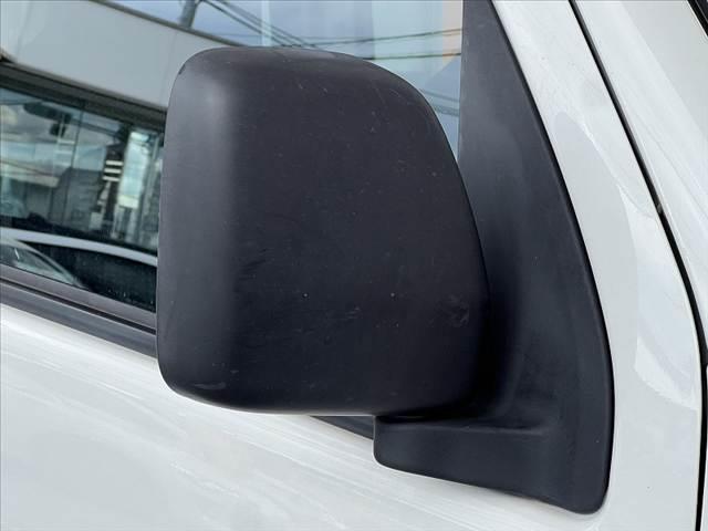 ハイゼットカーゴ ＤＸ　ＳＡＩＩＩ　後期　禁煙車　スマートアシスト３　コーナーセンサー　車線逸脱警報　先行者発信お知らせ　オートハイビーム　ＬＥＤヘッドライト　リモコンキー　ＳＲＳエアバック　ＡＣ　ＦＭ　ＡＭ　Ｐガラス　横滑り防止（27枚目）