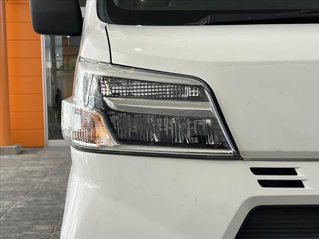 ハイゼットカーゴ ＤＸ　ＳＡＩＩＩ　後期　禁煙車　スマートアシスト３　コーナーセンサー　車線逸脱警報　先行者発信お知らせ　オートハイビーム　ＬＥＤヘッドライト　リモコンキー　ＳＲＳエアバック　ＡＣ　ＦＭ　ＡＭ　Ｐガラス　横滑り防止（29枚目）