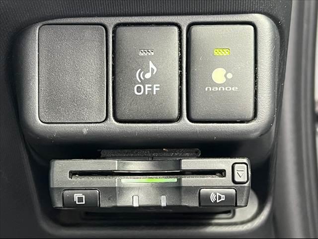 アクア S 禁煙 スマートキー LED シートヒーター ナビ ステリモ Bモニタ BTオーディオ ETC ナノイー Aライト Pスタート フォグ シートリフター バイザー リアワイパー ECOモード EVモード(5枚目)