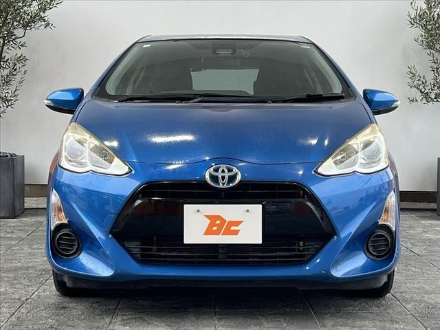 アクア Ｓ　中期　セーフティＳ　スマートキー　Ｐスタート　ナビ　Ｂモニ　ＥＴＣ　フルセグ　ＢＴ　ＡＢＳ　ＳＲＳエアバッグ　横滑防止　Ａハイビーム　レベライザー　車線逸脱警報　集中ドアロック　チルトステア（9枚目）