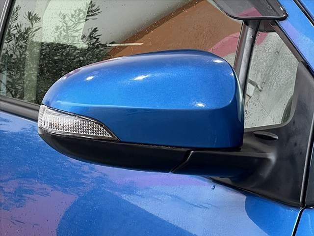 アクア Ｓ　中期　セーフティＳ　スマートキー　Ｐスタート　ナビ　Ｂモニ　ＥＴＣ　フルセグ　ＢＴ　ＡＢＳ　ＳＲＳエアバッグ　横滑防止　Ａハイビーム　レベライザー　車線逸脱警報　集中ドアロック　チルトステア（32枚目）