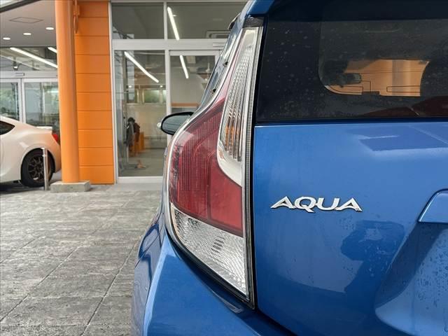 アクア Ｓ　中期　セーフティＳ　スマートキー　Ｐスタート　ナビ　Ｂモニ　ＥＴＣ　フルセグ　ＢＴ　ＡＢＳ　ＳＲＳエアバッグ　横滑防止　Ａハイビーム　レベライザー　車線逸脱警報　集中ドアロック　チルトステア（36枚目）