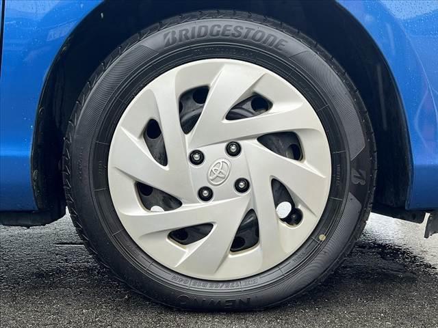 アクア Ｓ　中期　セーフティＳ　スマートキー　Ｐスタート　ナビ　Ｂモニ　ＥＴＣ　フルセグ　ＢＴ　ＡＢＳ　ＳＲＳエアバッグ　横滑防止　Ａハイビーム　レベライザー　車線逸脱警報　集中ドアロック　チルトステア（40枚目）