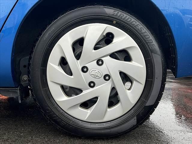 アクア Ｓ　中期　セーフティＳ　スマートキー　Ｐスタート　ナビ　Ｂモニ　ＥＴＣ　フルセグ　ＢＴ　ＡＢＳ　ＳＲＳエアバッグ　横滑防止　Ａハイビーム　レベライザー　車線逸脱警報　集中ドアロック　チルトステア（42枚目）