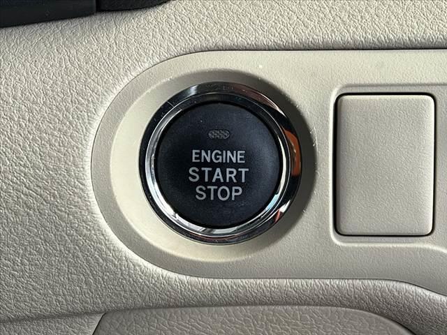 プレミオ １．５Ｆ　ＥＸパッケージ　禁煙　ナビ　バックモニター　ＥＴＣ　Ｐスタート　Ａライト　スマートキー　ステリモ　パワーシート　プライバシーガラス　ＳＲＳエアバッグ　チルトステアリング　バニティミラ　バイザ　ＩＳＯＦＩＸ　ＨＩＤ（28枚目）