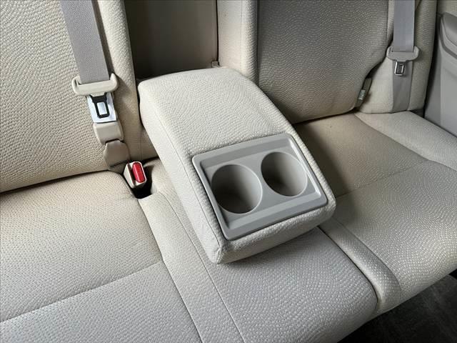 プレミオ １．５Ｆ　ＥＸパッケージ　禁煙　ナビ　バックモニター　ＥＴＣ　Ｐスタート　Ａライト　スマートキー　ステリモ　パワーシート　プライバシーガラス　ＳＲＳエアバッグ　チルトステアリング　バニティミラ　バイザ　ＩＳＯＦＩＸ　ＨＩＤ（31枚目）