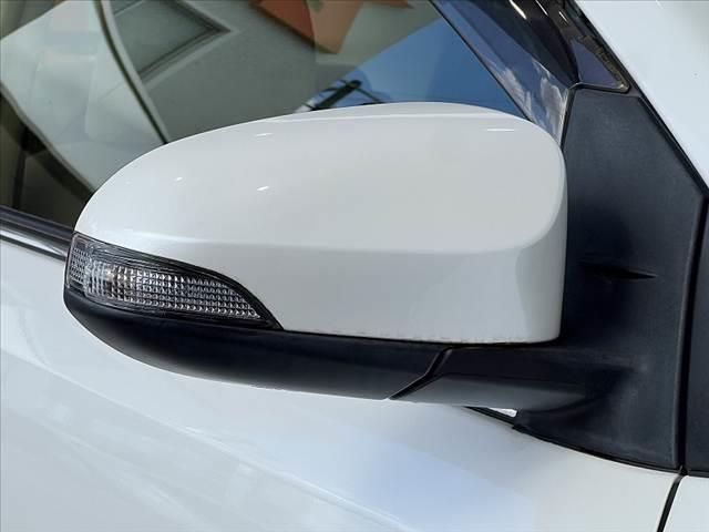 プレミオ １．５Ｆ　ＥＸパッケージ　禁煙　ナビ　バックモニター　ＥＴＣ　Ｐスタート　Ａライト　スマートキー　ステリモ　パワーシート　プライバシーガラス　ＳＲＳエアバッグ　チルトステアリング　バニティミラ　バイザ　ＩＳＯＦＩＸ　ＨＩＤ（33枚目）