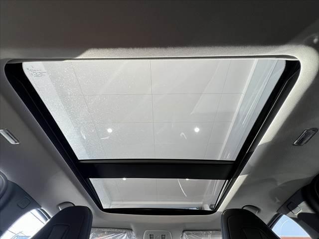 アリア B9 e-4ORCE 後期 禁煙 プロパイ2.0 ガラスルーフ BOSE 12.3型ナビ 充電ケーブル200V/7.5M フルセグ BTオーディオ 360度セーフティ Dミラ コンビシート 全席シートヒータ BSM HUD(4枚目)