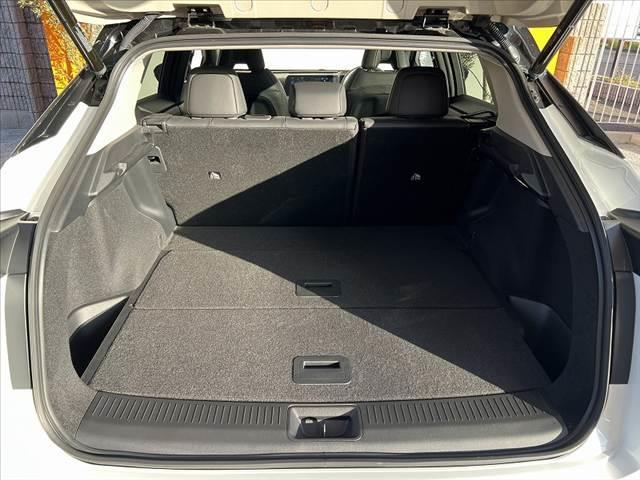 アリア B9 e-4ORCE 後期 禁煙 プロパイ2.0 ガラスルーフ BOSE 12.3型ナビ 充電ケーブル200V/7.5M フルセグ BTオーディオ 360度セーフティ Dミラ コンビシート 全席シートヒータ BSM HUD(20枚目)