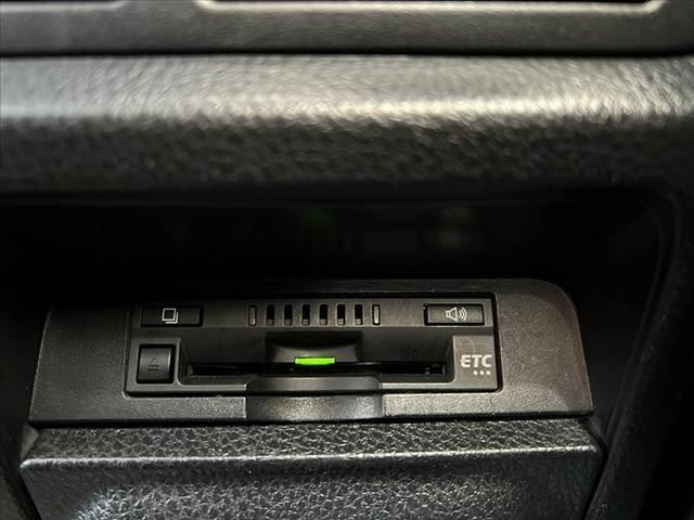 ヴォクシー ZS 禁煙 純10インチナビ フリップダウンモニター 両電スラ セーフティセンスC Bモニター ETC フルセグ Aライト Aストップ クルーズコントロール シートリフター LED SRSエアバッグ(7枚目)