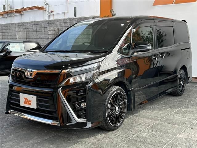 ヴォクシー ZS 禁煙 純10インチナビ フリップダウンモニター 両電スラ セーフティセンスC Bモニター ETC フルセグ Aライト Aストップ クルーズコントロール シートリフター LED SRSエアバッグ(10枚目)