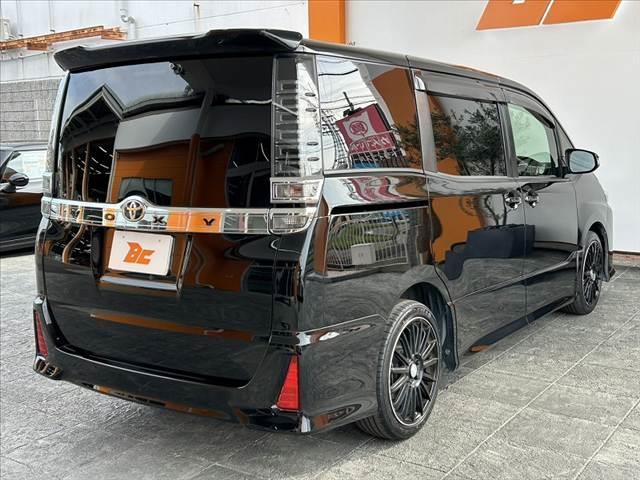 ヴォクシー ZS 禁煙 純10インチナビ フリップダウンモニター 両電スラ セーフティセンスC Bモニター ETC フルセグ Aライト Aストップ クルーズコントロール シートリフター LED SRSエアバッグ(15枚目)