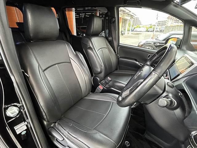 ヴォクシー ZS 禁煙 純10インチナビ フリップダウンモニター 両電スラ セーフティセンスC Bモニター ETC フルセグ Aライト Aストップ クルーズコントロール シートリフター LED SRSエアバッグ(16枚目)