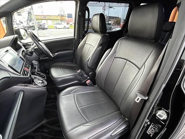 ヴォクシー ZS 禁煙 純10インチナビ フリップダウンモニター 両電スラ セーフティセンスC Bモニター ETC フルセグ Aライト Aストップ クルーズコントロール シートリフター LED SRSエアバッグ(17枚目)