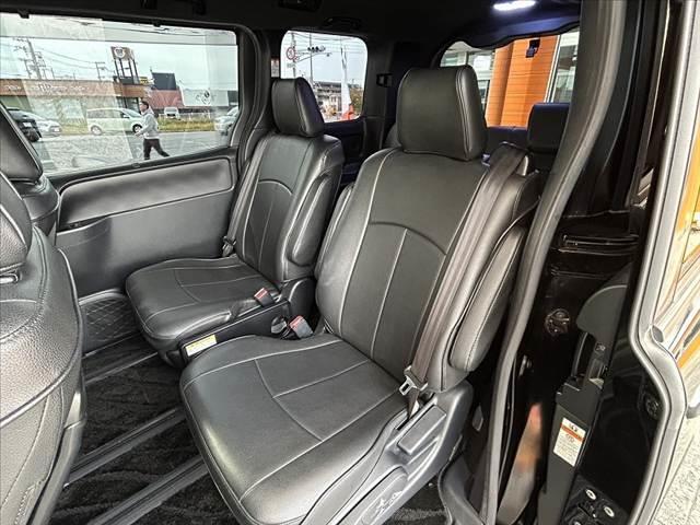 ヴォクシー ZS 禁煙 純10インチナビ フリップダウンモニター 両電スラ セーフティセンスC Bモニター ETC フルセグ Aライト Aストップ クルーズコントロール シートリフター LED SRSエアバッグ(19枚目)