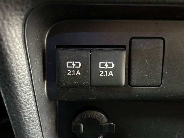 ヴォクシー ZS 禁煙 純10インチナビ フリップダウンモニター 両電スラ セーフティセンスC Bモニター ETC フルセグ Aライト Aストップ クルーズコントロール シートリフター LED SRSエアバッグ(34枚目)