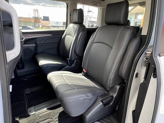 デリカD:5 P 後期 禁煙 11型ナビ eアシスト 両電スラ レーダークルーズ ETC DVD BTオーディオ全方位 フルセグ スマートキー 4WD ブレーキH シートカバー シートヒータ Pシート レーンキープ(19枚目)