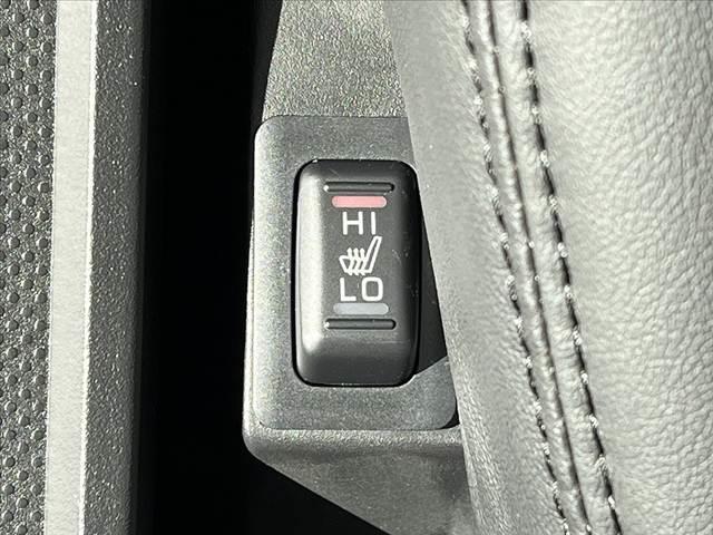 デリカD:5 P 後期 禁煙 11型ナビ eアシスト 両電スラ レーダークルーズ ETC DVD BTオーディオ全方位 フルセグ スマートキー 4WD ブレーキH シートカバー シートヒータ Pシート レーンキープ(30枚目)