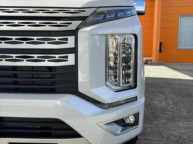 デリカD:5 P 後期 禁煙 11型ナビ eアシスト 両電スラ レーダークルーズ ETC DVD BTオーディオ全方位 フルセグ スマートキー 4WD ブレーキH シートカバー シートヒータ Pシート レーンキープ(39枚目)